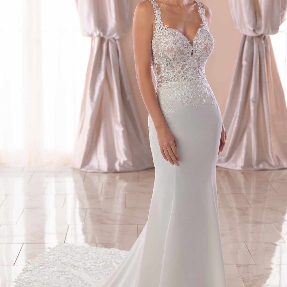 STELLA YORK | 6834 WEDDING GOWN